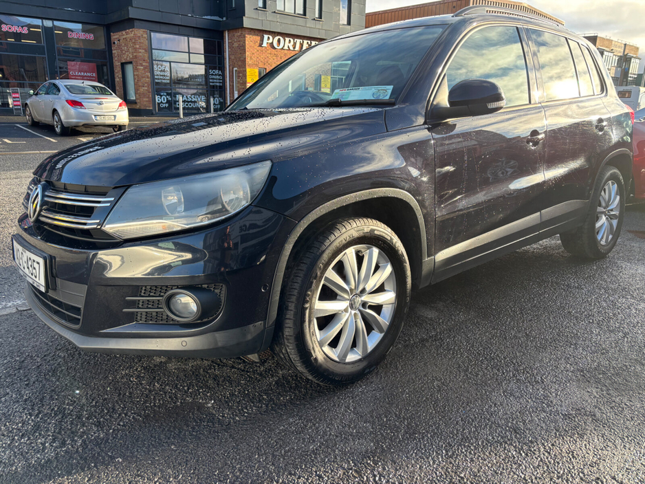 2014 Volkswagen Tiguan - image 14