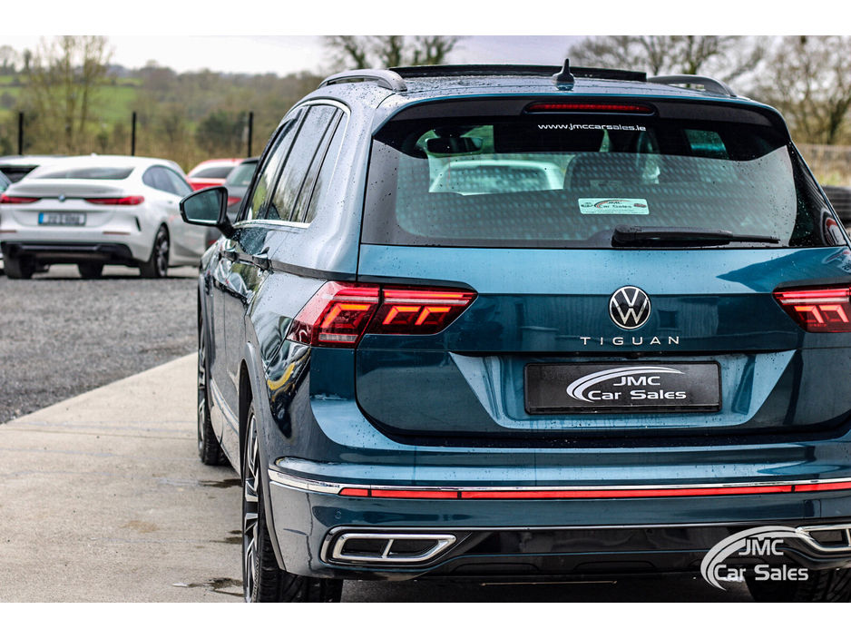 2021 Volkswagen Tiguan - image 10