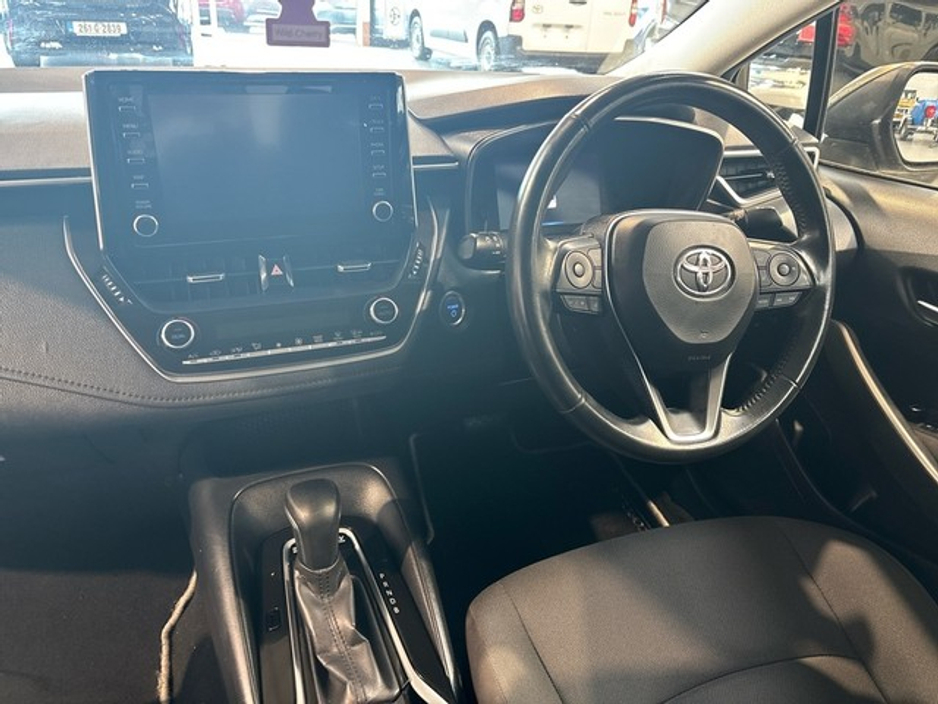 2019 Toyota Corolla - image 8