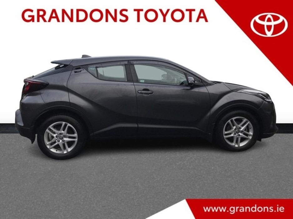 2023 Toyota C-HR HYBRID LUNA - GRANDONS €27,995