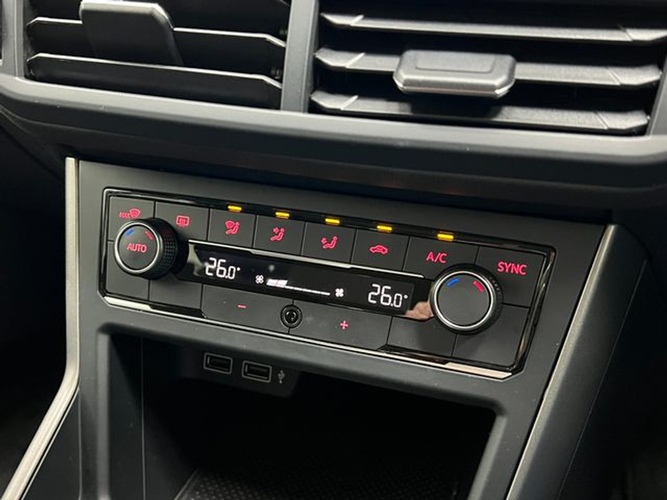 2018 Volkswagen Polo - image 29