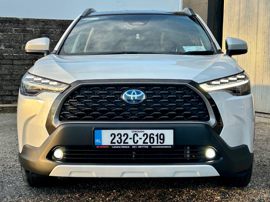 2023 Toyota Corolla Cross - image 9