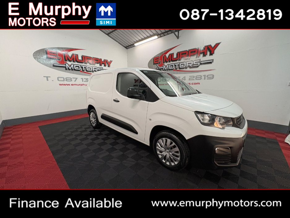 2021 Peugeot Partner - image 7