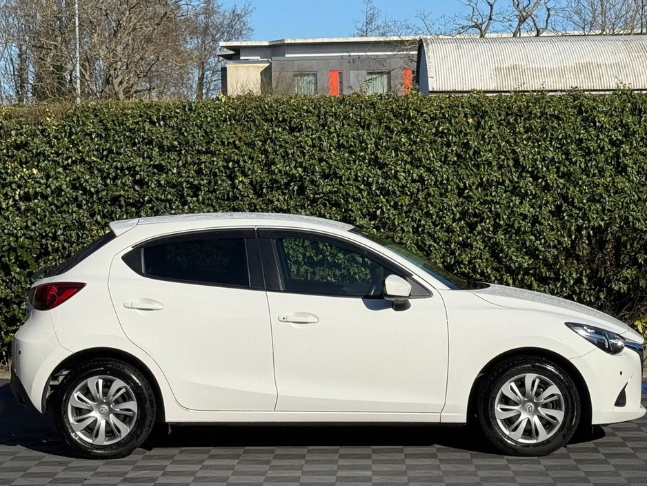 2016 Mazda Demio - image 2