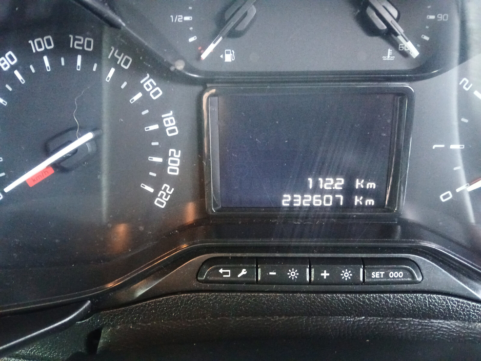 2021 Citroen Berlingo - image 18