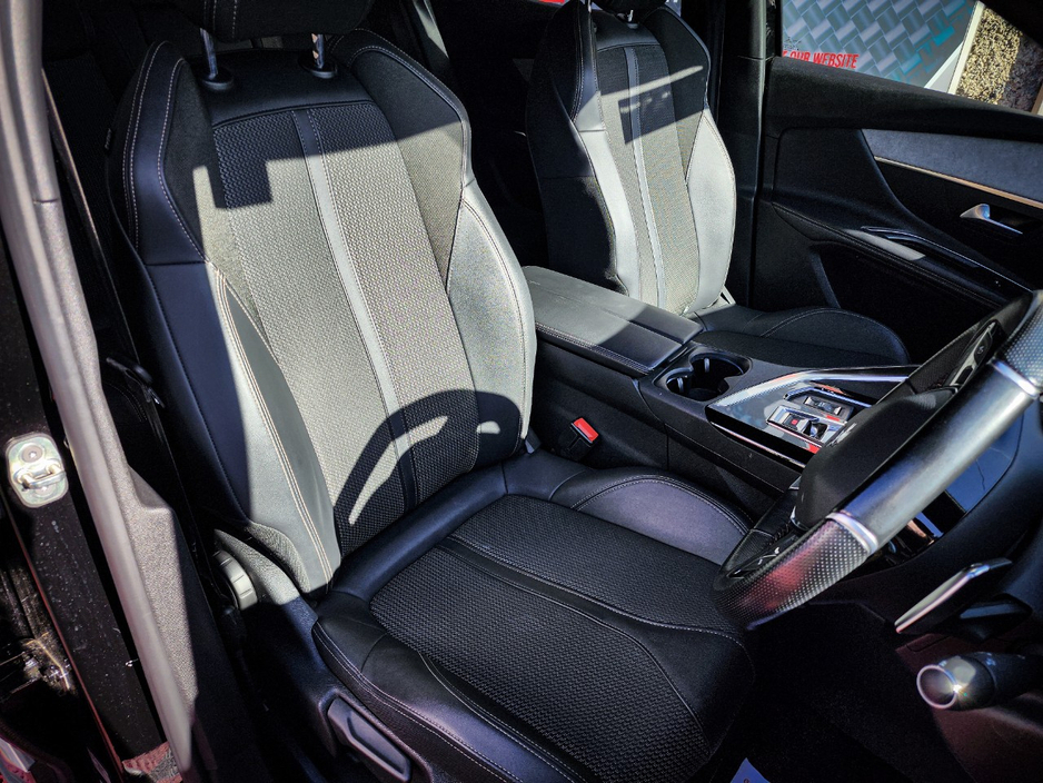 2023 Peugeot 3008 - image 24