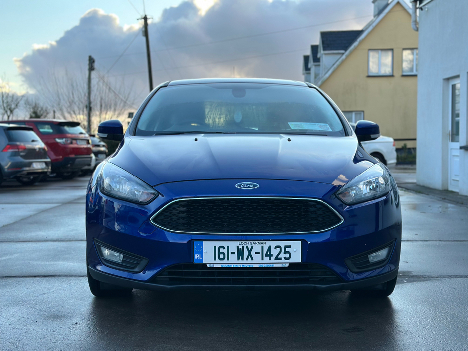 2016 Ford Focus - image 2