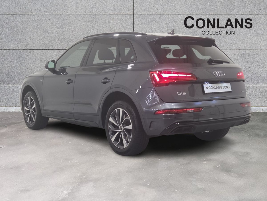2023 Audi Q5 40 TDI 204HP S tronic quattro S Line €54,950