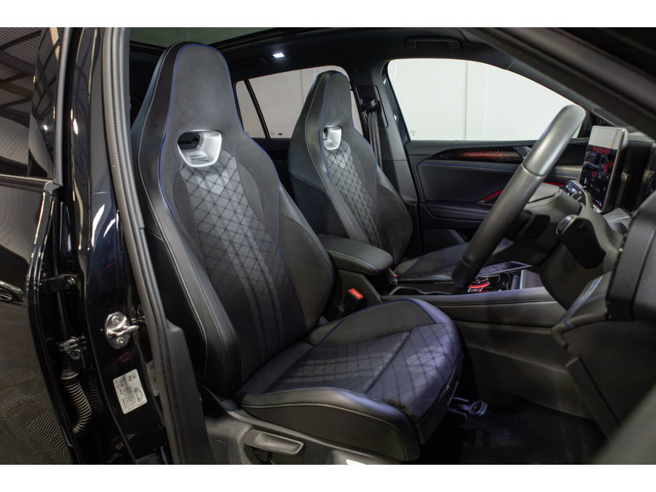 2024 Volkswagen Tiguan - image 10