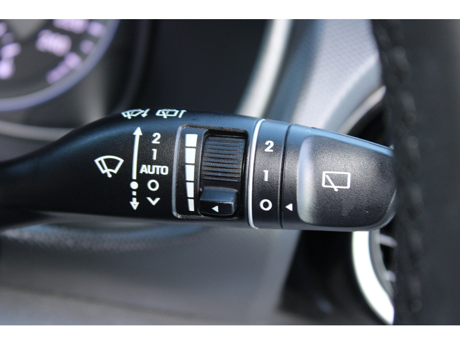 2020 Hyundai Kona - image 25