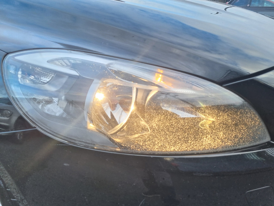 2014 Volvo V40 - image 18