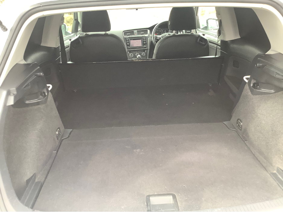 2017 Volkswagen Golf - image 7