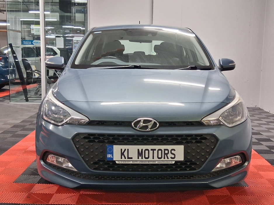 2015 Hyundai i20 - image 5