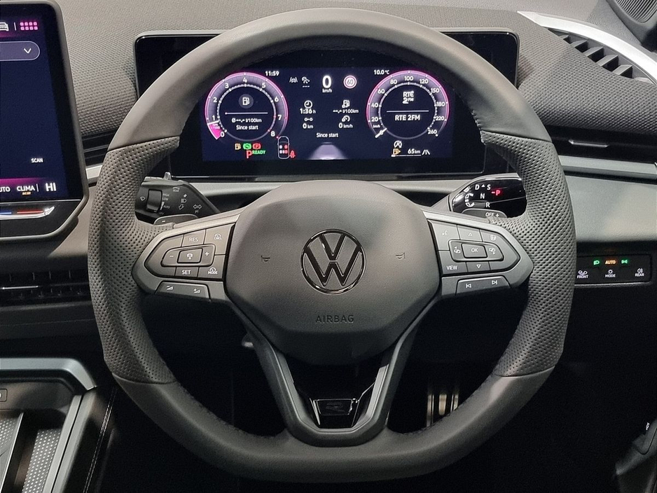 2026 Volkswagen T-Roc - image 26