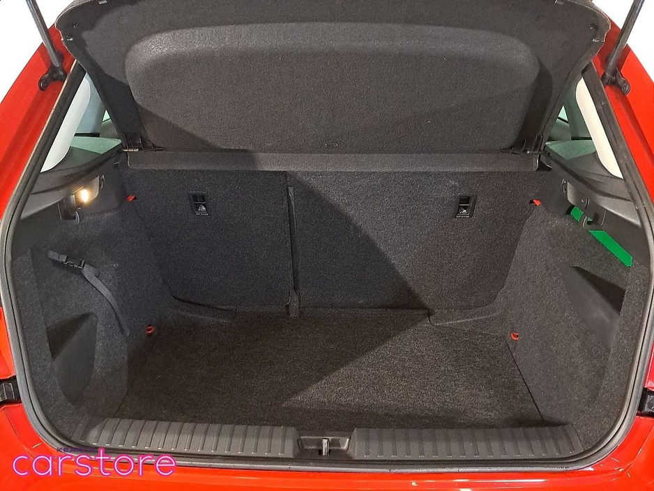 2020 Skoda Kamiq - image 20