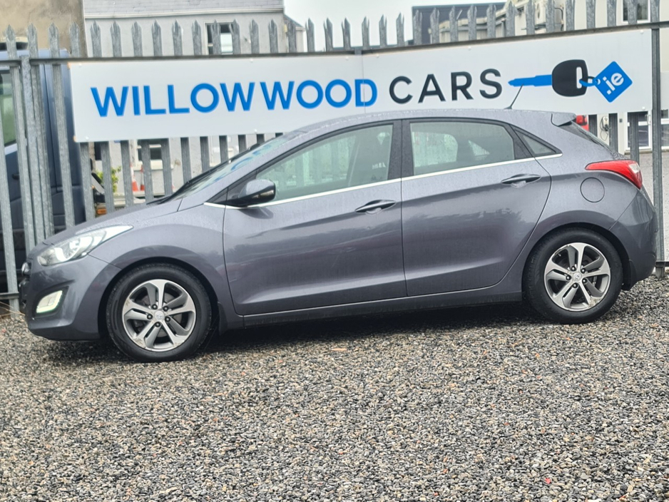 2016 Hyundai i30 - image 6