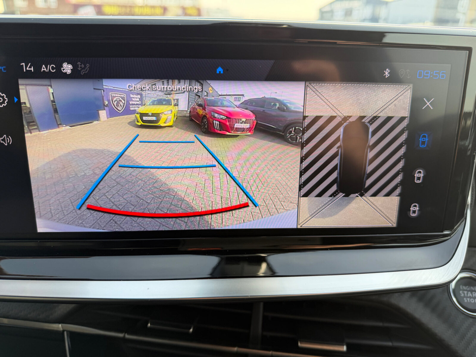 2025 Peugeot 2008 - image 11