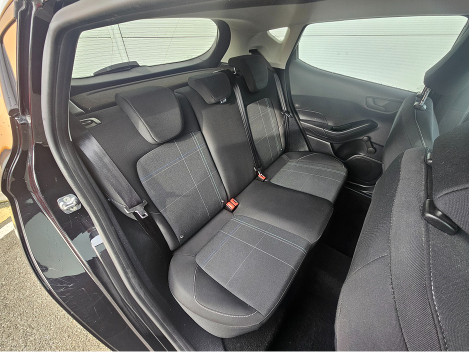 2021 Ford Fiesta 1.1 CONNECTED 5DR €16,950