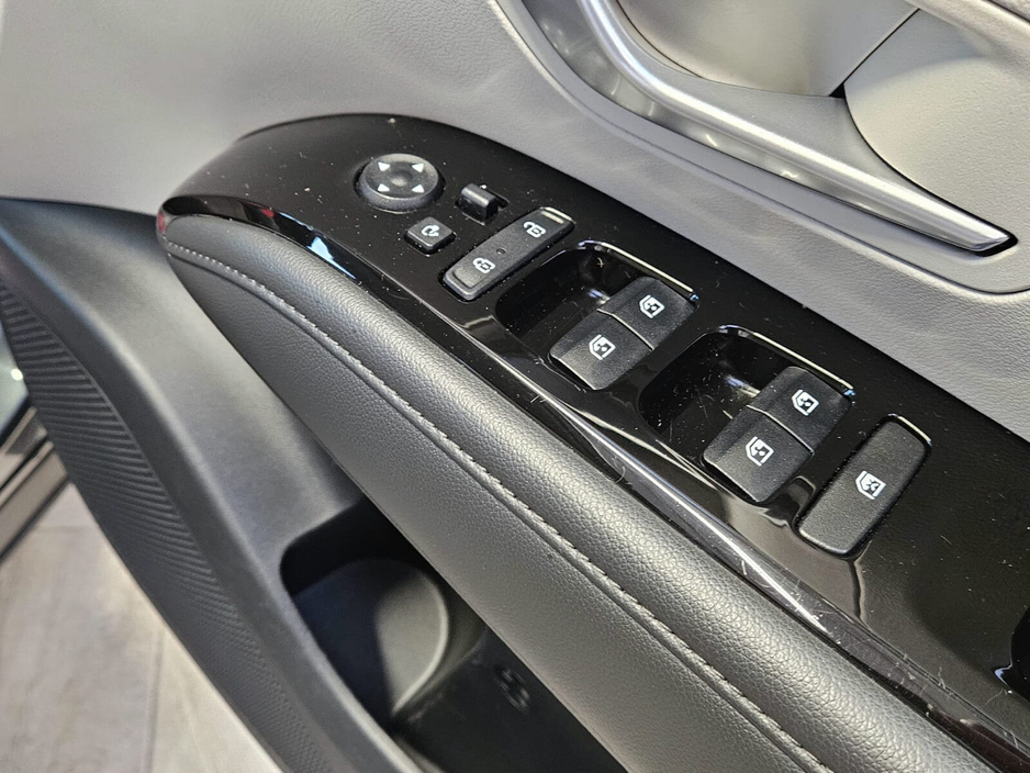 2022 Hyundai Tucson - image 7