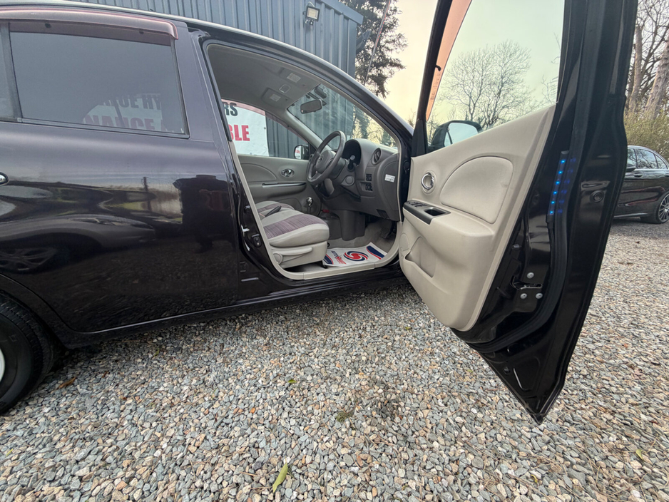 2015 Nissan March - image 10