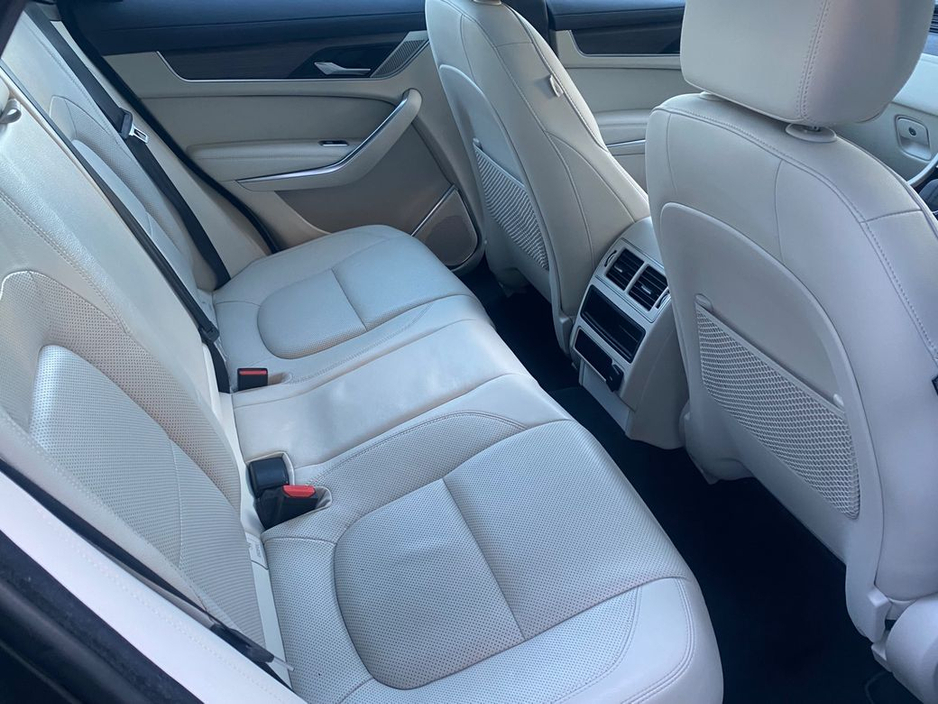 2021 Jaguar F-Pace 2.0d SE Auto AWD €42,900