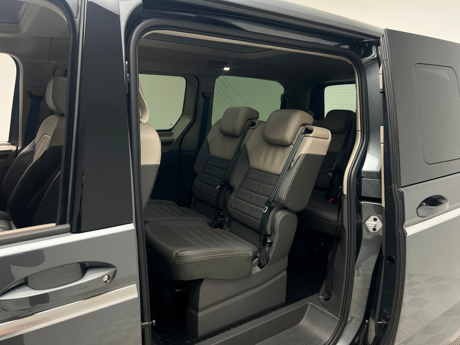 2023 Volkswagen Multivan STYLE 1.4 PHEV DSG *7 SEATER* €62,990