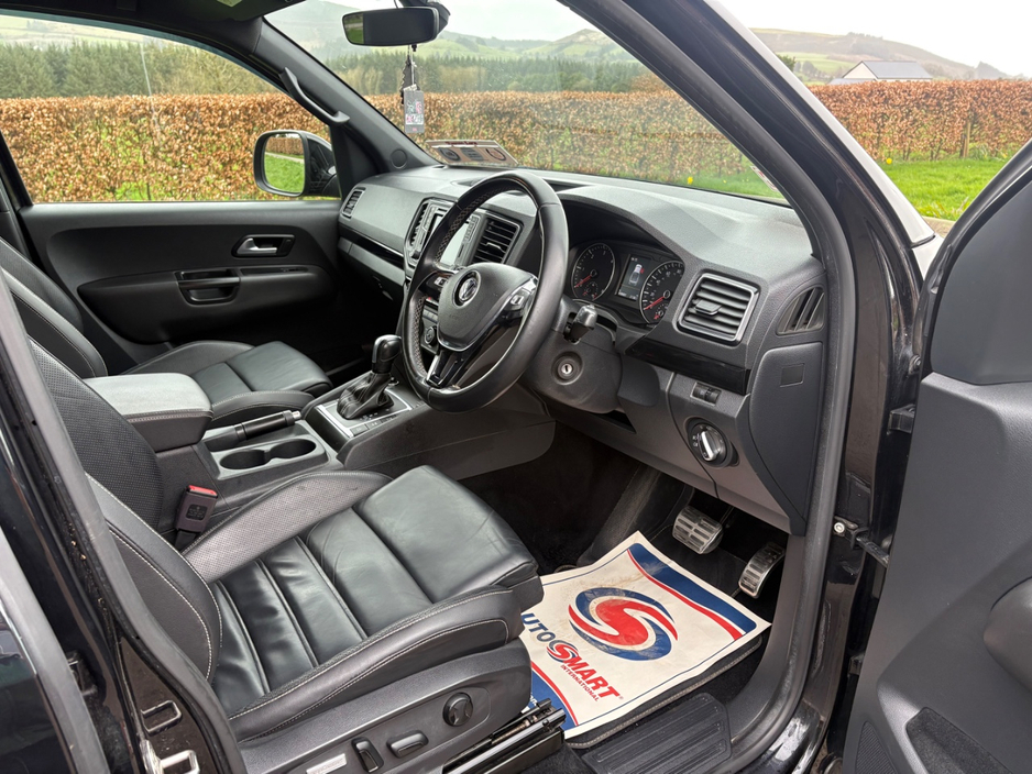 2020 Volkswagen Amarok - image 12