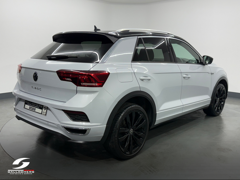 2022 Volkswagen T-Roc R-LINE 1.5 TSI D7F 150HP 5DR A €28,995