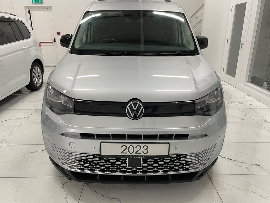 2023 Volkswagen Caddy CADDY DARK LABEL TDI 122HP A7F €19,995