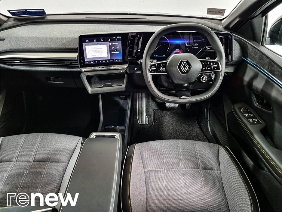 2023 Renault Megane E-Tech EV60 220hp Techno €25,900