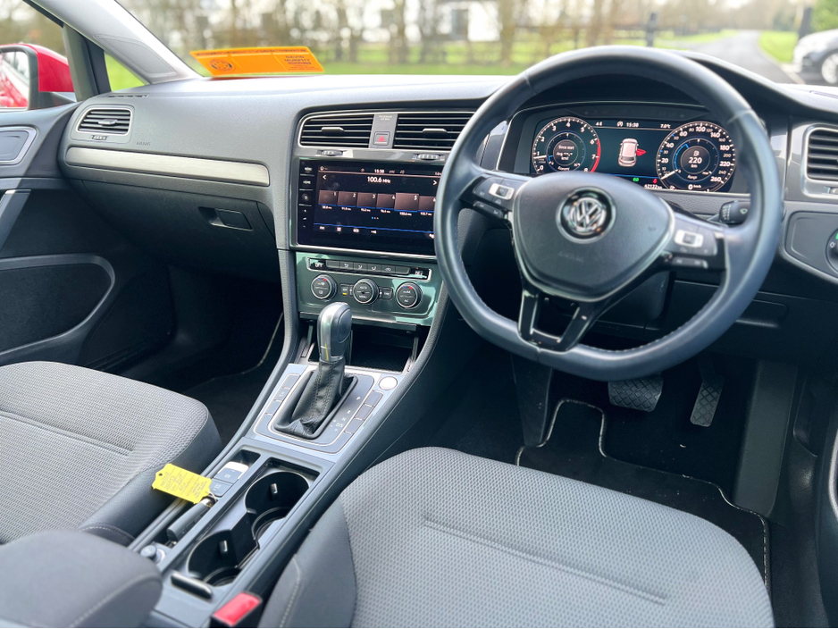 2018 Volkswagen Golf Comfort line tech edition €17,500