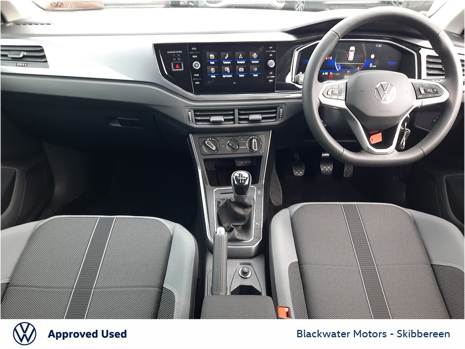 2026 Volkswagen Polo - image 2