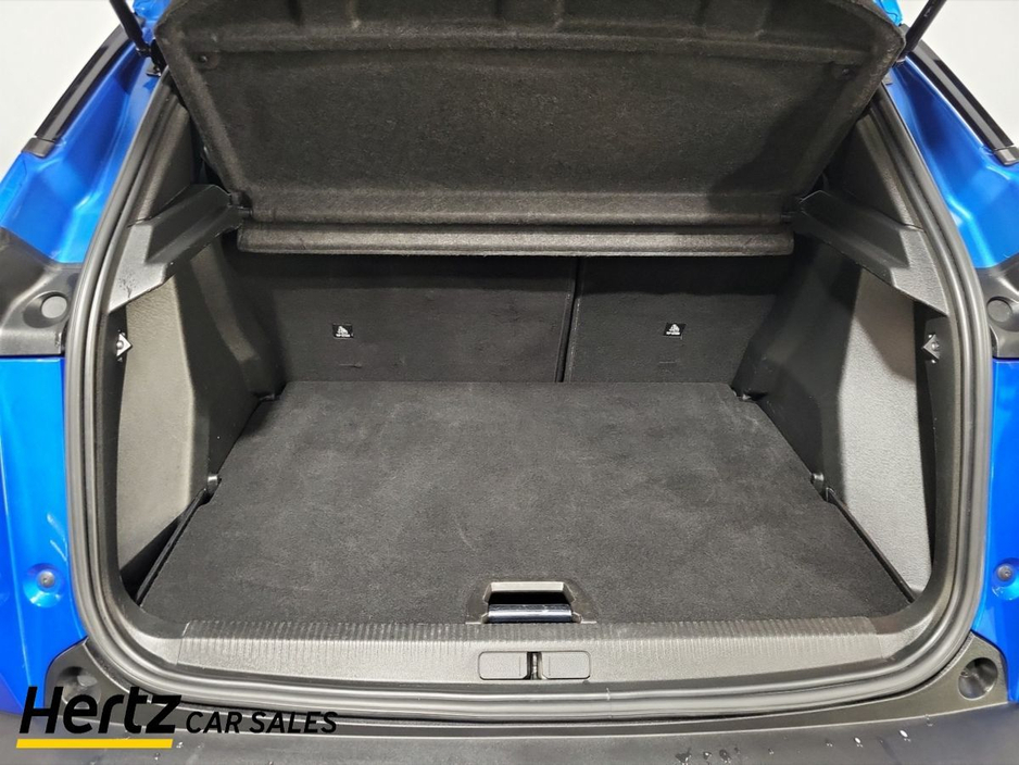 2023 Peugeot 2008 - image 17