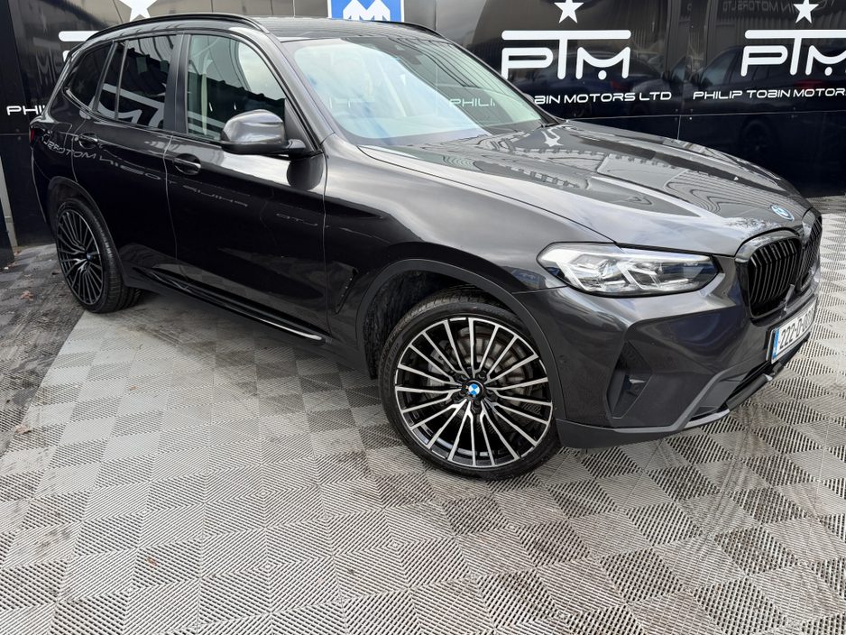 2022 BMW X3 - image 2