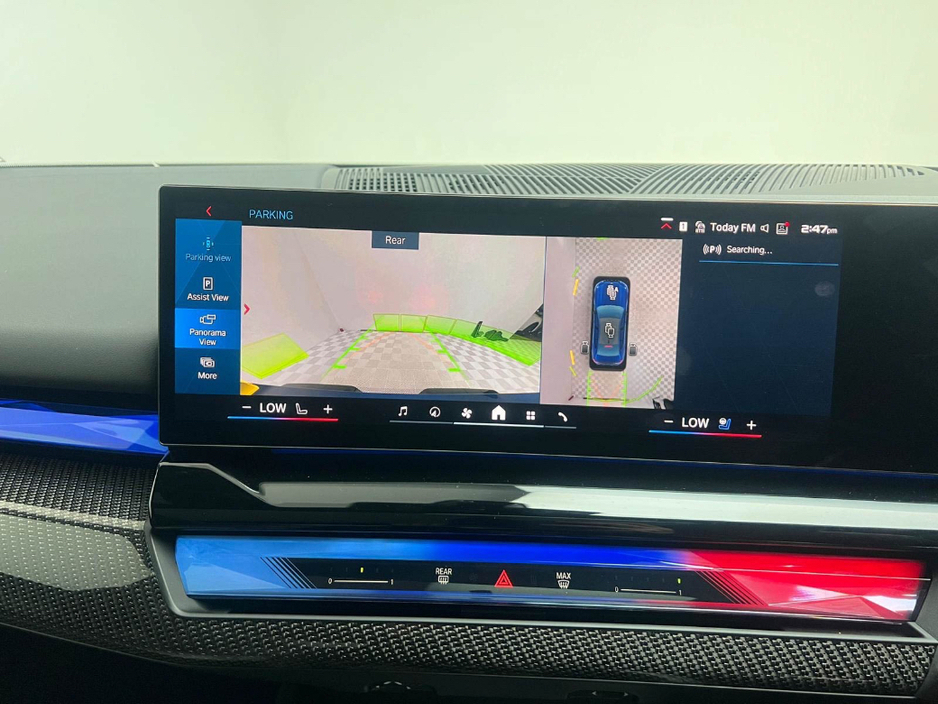 2025 BMW M5 M5 4.4 PHEV 727HP MARINA BAY €127,990