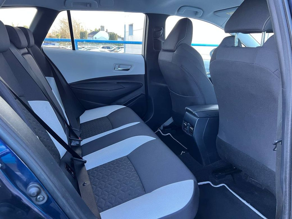 2022 Toyota Corolla SOL TOURING 1.8 HYBRID // FULL SERVICE HISTORY // ADAPTIVE CRUISE CONTROL // DIGITAL CLUSTER €24,750