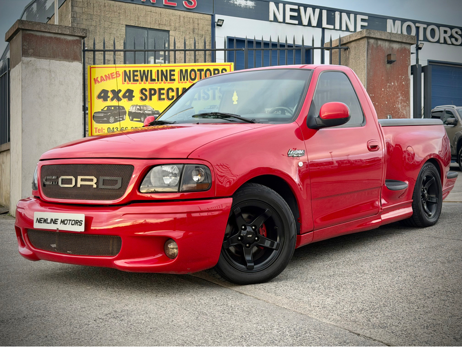 2000 Ford F150 SVT LIGHTNING AUTO
