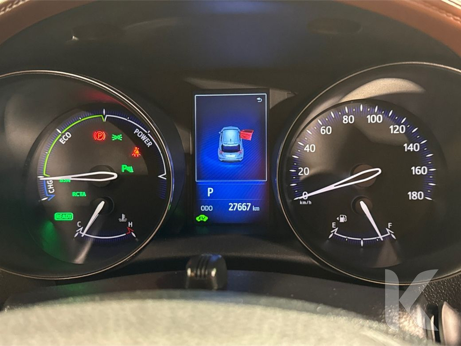 2019 Toyota C-HR - image 15