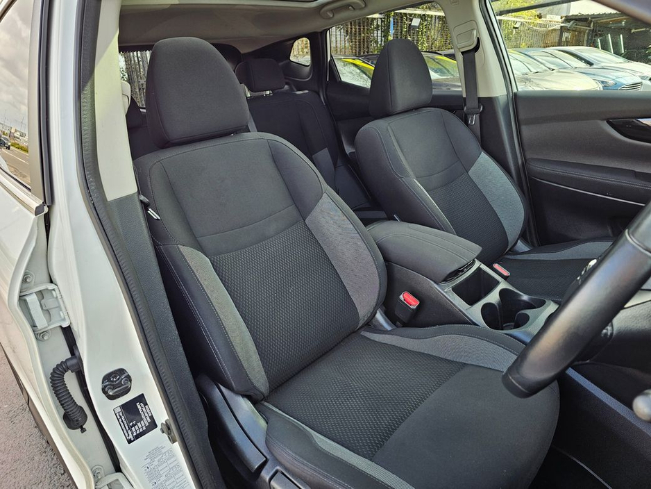 2018 Nissan Qashqai - image 19