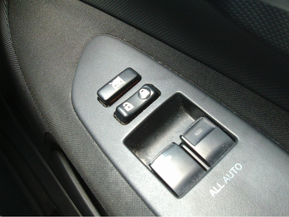 2011 Toyota Auris 1.33 5DR ** FSH ** €6,245