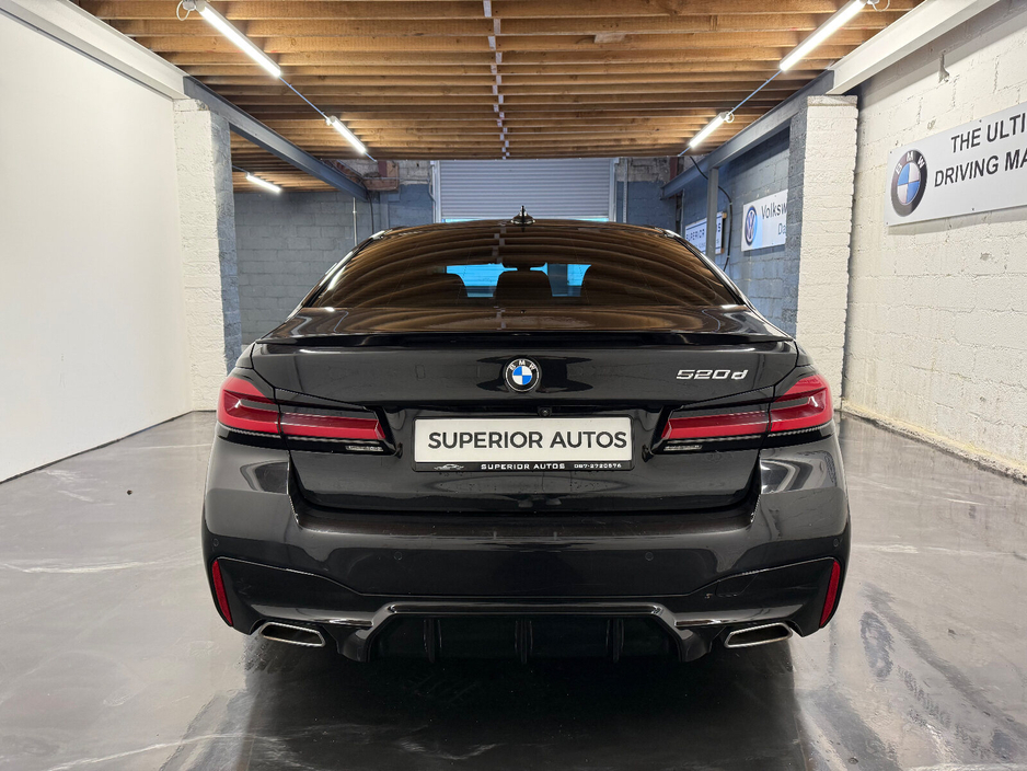 2022 BMW 5 Series 520d M Sport (MHT) €39,495
