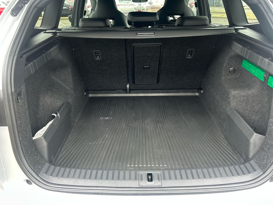 2025 Skoda Enyaq - image 9