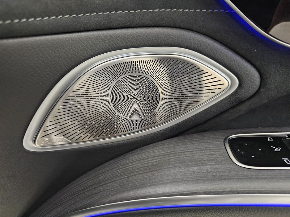 2025 Mercedes-Benz EQS - image 14
