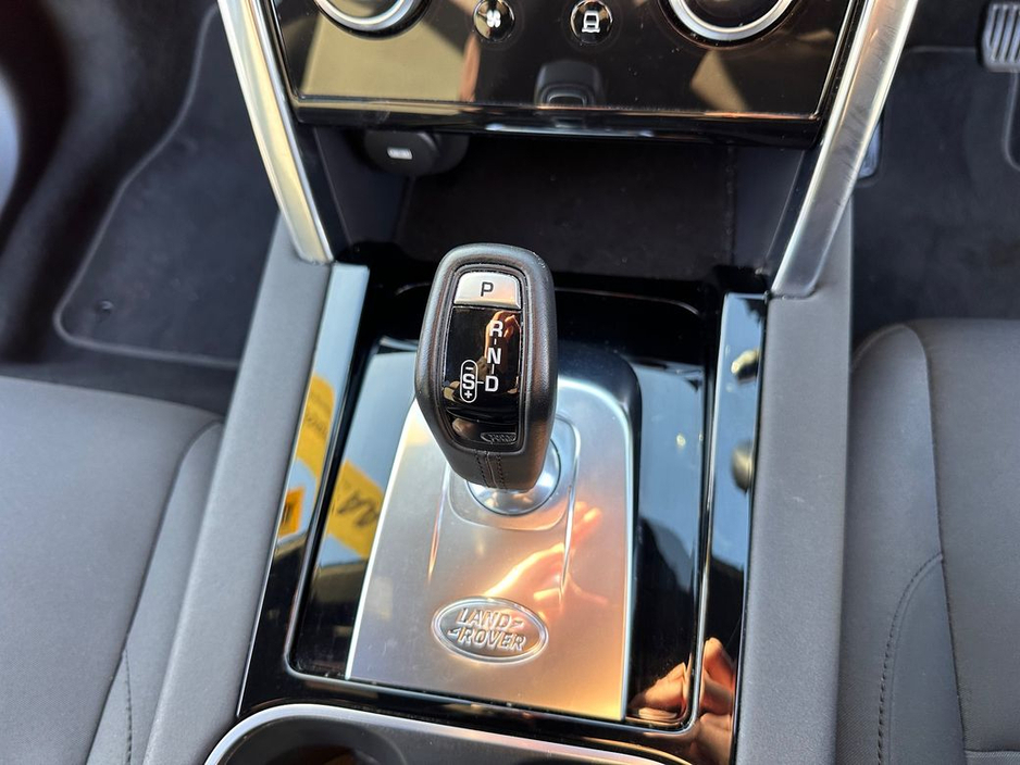 2020 Land Rover Discovery Sport - image 22