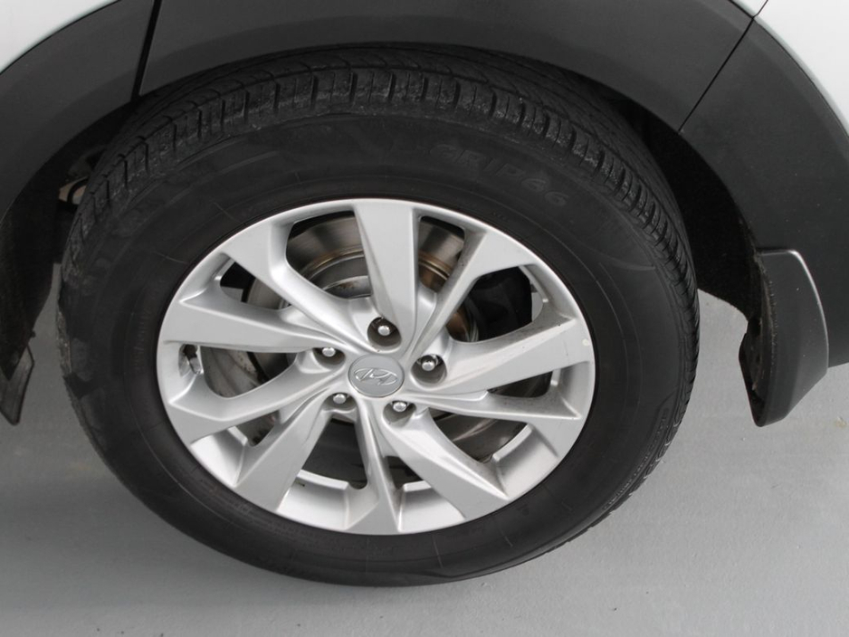 2019 Hyundai Tucson - image 32