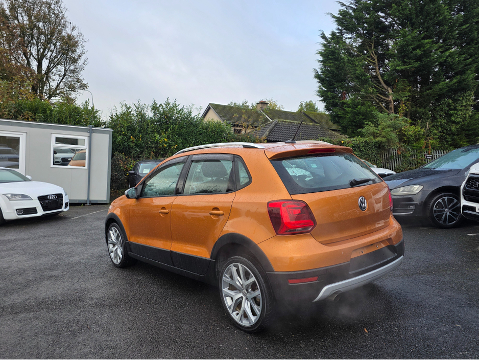 2015 Volkswagen Polo CROSS ( 152 REG ) 1.2 TSI HIGHLINE  CROSS EDITION / PARKING SENSORS / CLIMATE CONTROL // ONLY 58,060KLMs / SIMI DEALER // €11,950