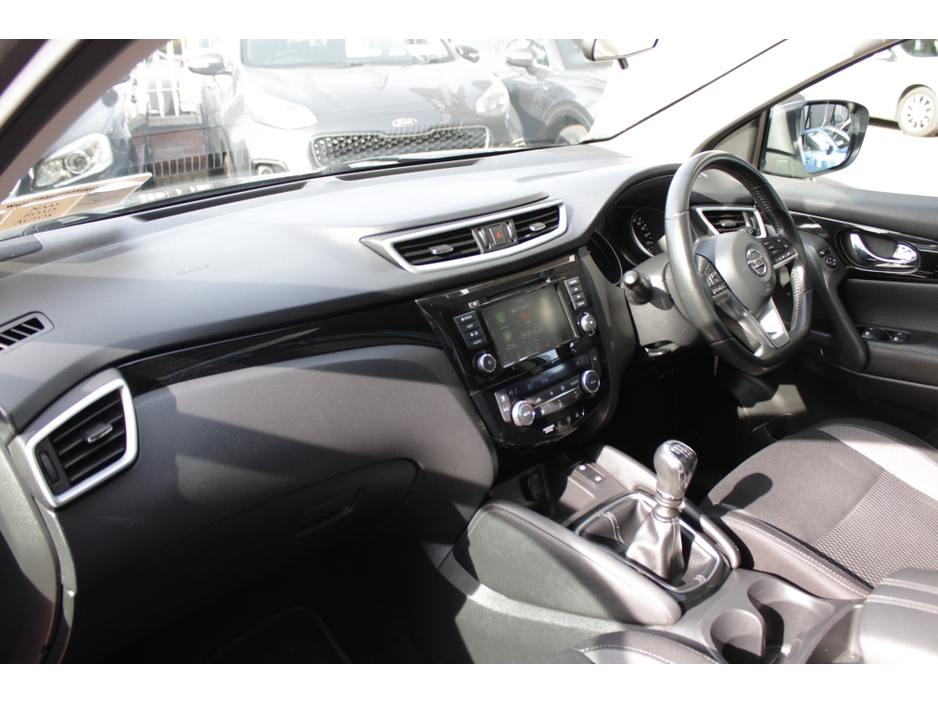 2019 Nissan Qashqai - image 20