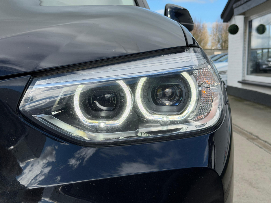 2021 BMW X3 - image 9