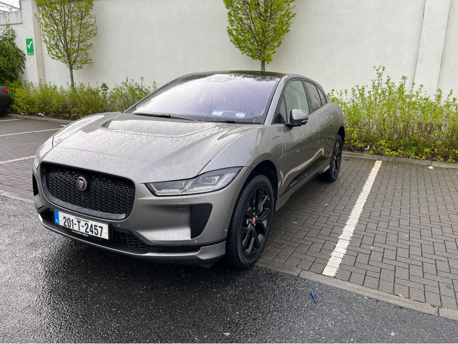 2020 Jaguar I-Pace - image 3