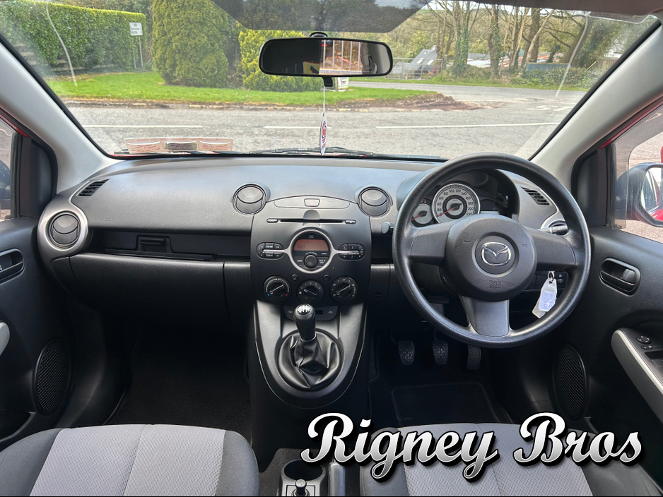 2008 Mazda Mazda2 - image 12